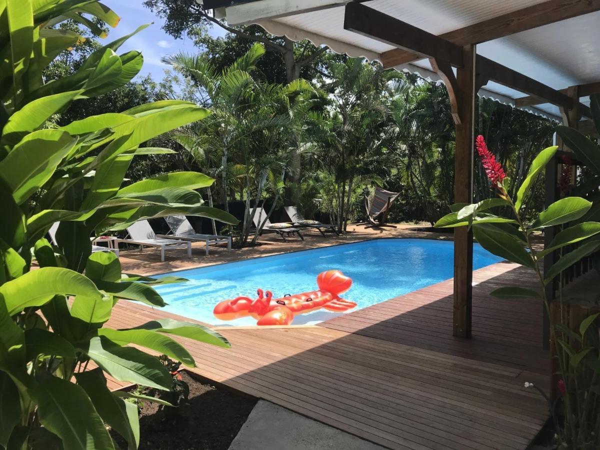 Gites Le Petit Voyageur Sainte-Anne  Ngoại thất bức ảnh