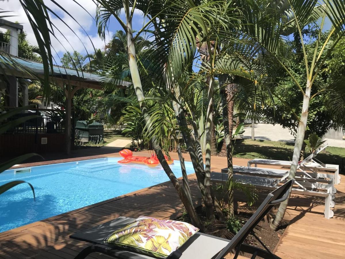 Gites Le Petit Voyageur Sainte-Anne  Ngoại thất bức ảnh