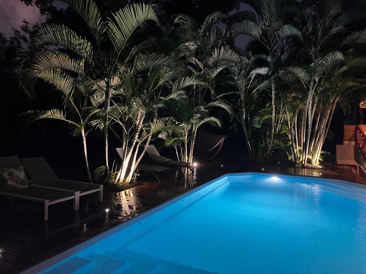 Gites Le Petit Voyageur Sainte-Anne  Ngoại thất bức ảnh